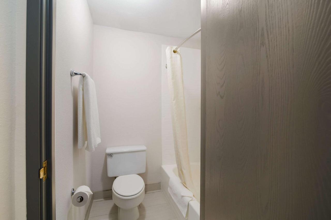 Econo Lodge ウィリストン エクステリア 写真