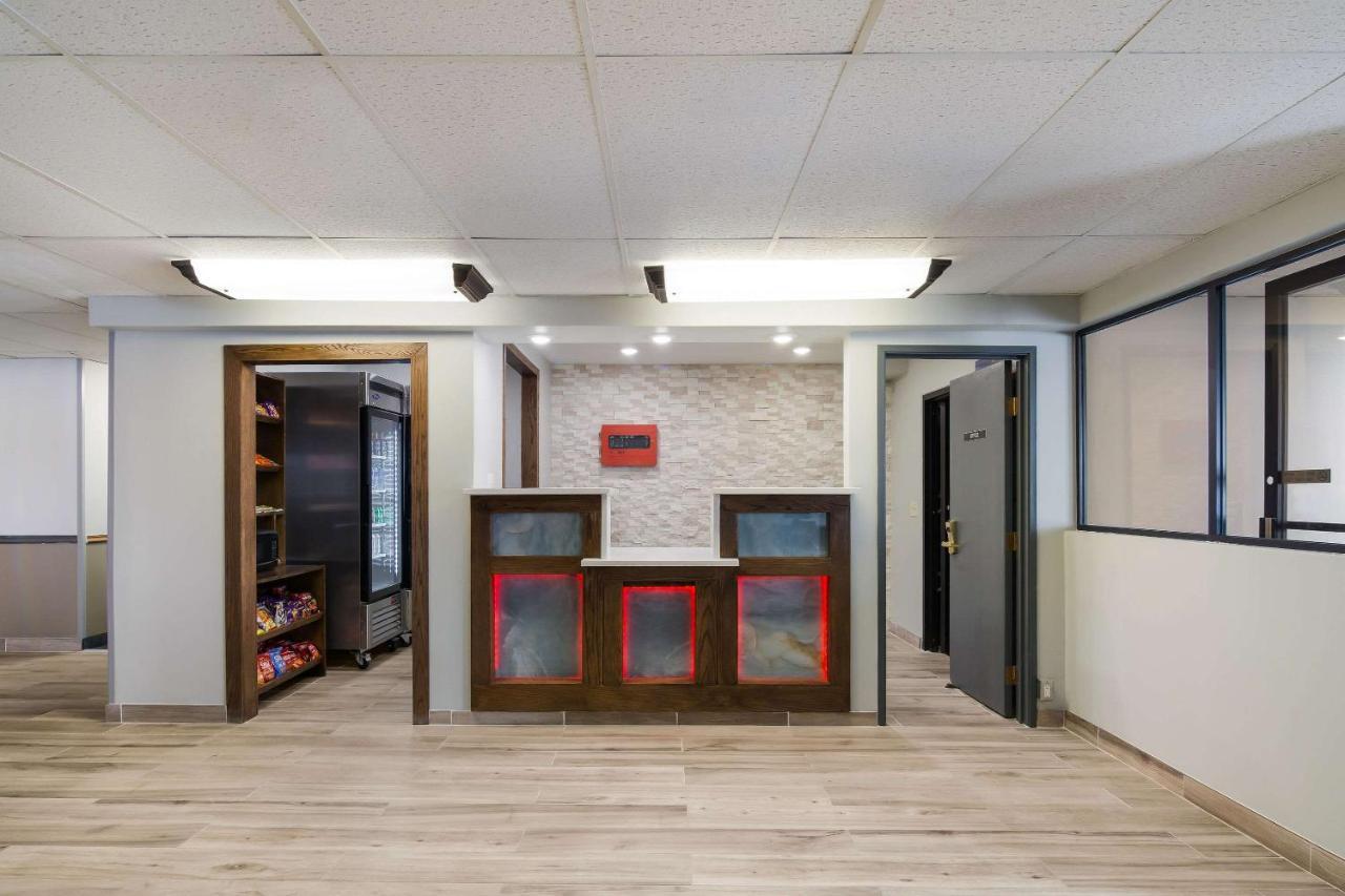 Econo Lodge ウィリストン エクステリア 写真